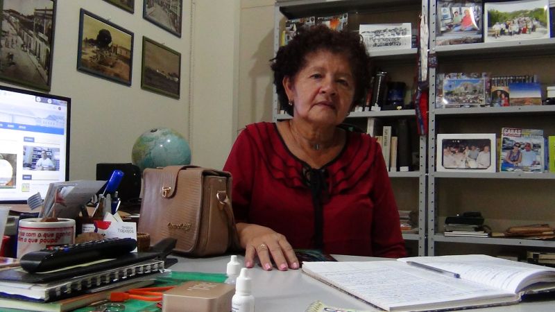 Regina de Oliveira - Professora - Itaituba